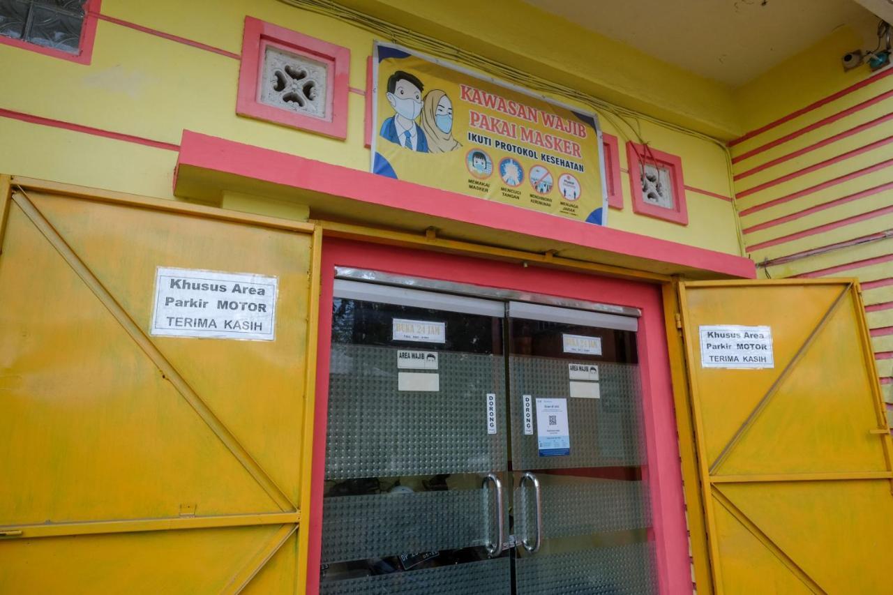 Reddoorz Near Pelabuhan Nusantara Parepare Εξωτερικό φωτογραφία